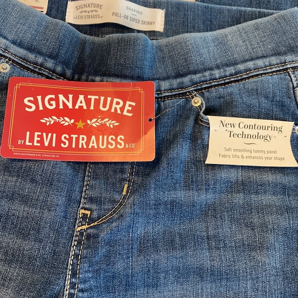 Signature by Levi Strauss Simply Stretch Pull on Super Skinny Jeans Size 2 W 26 - Picture 4 of 13